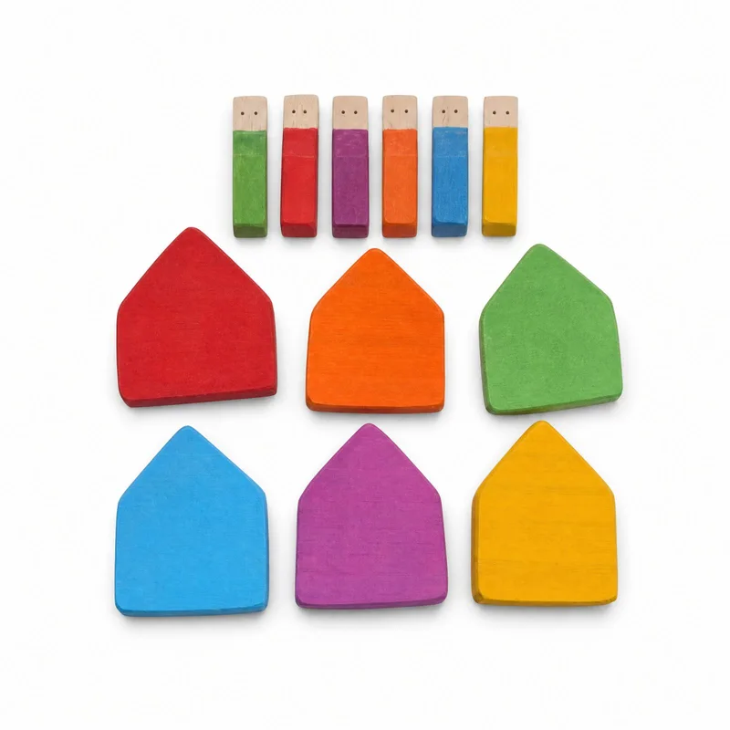 Casas de madera con personajes de colores